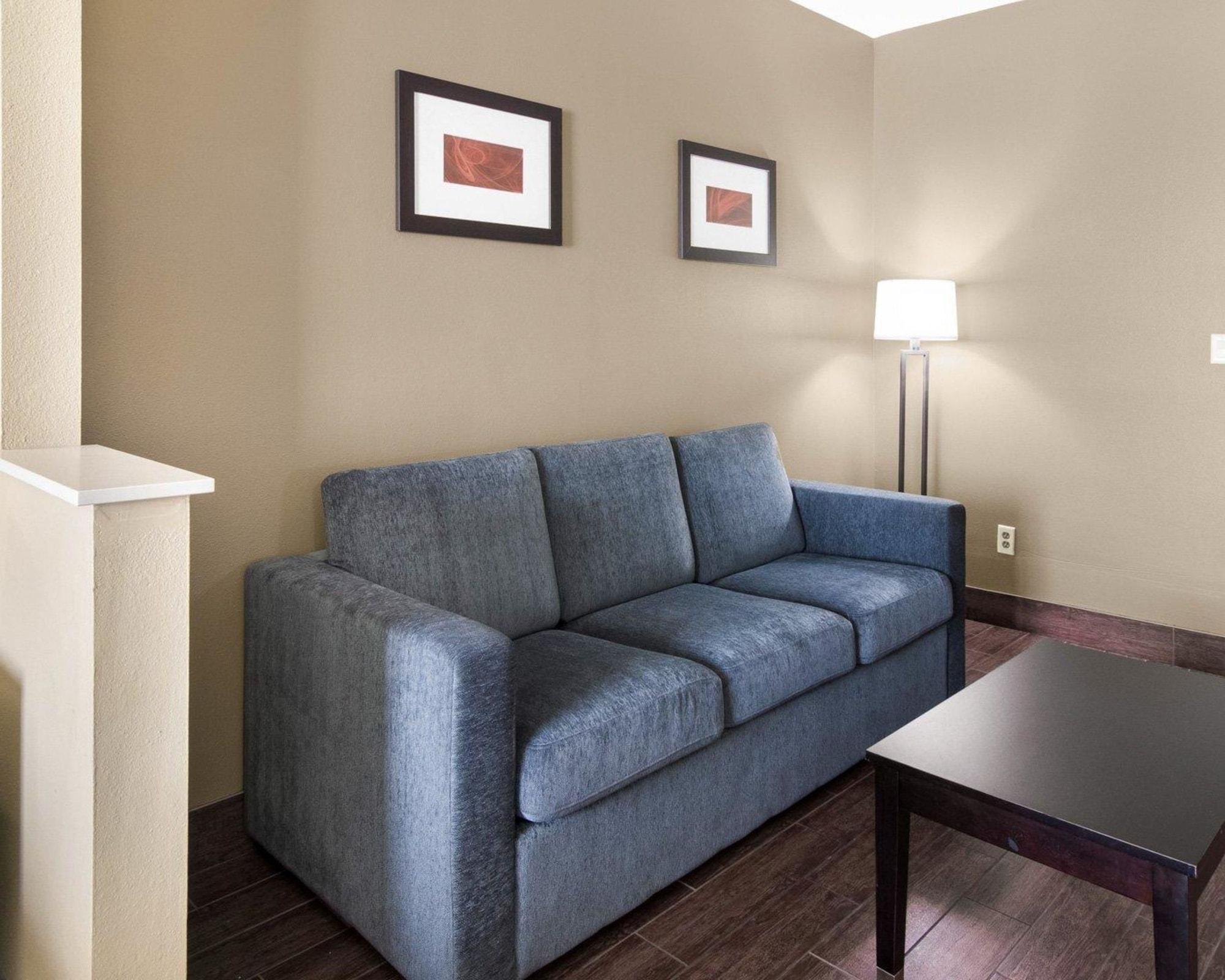 Comfort Suites Odessa Exteriör bild
