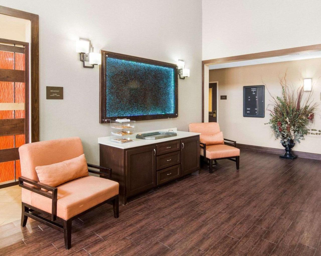 Comfort Suites Odessa Exteriör bild