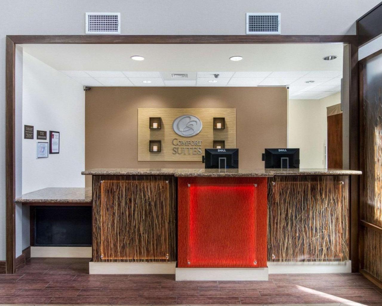 Comfort Suites Odessa Exteriör bild