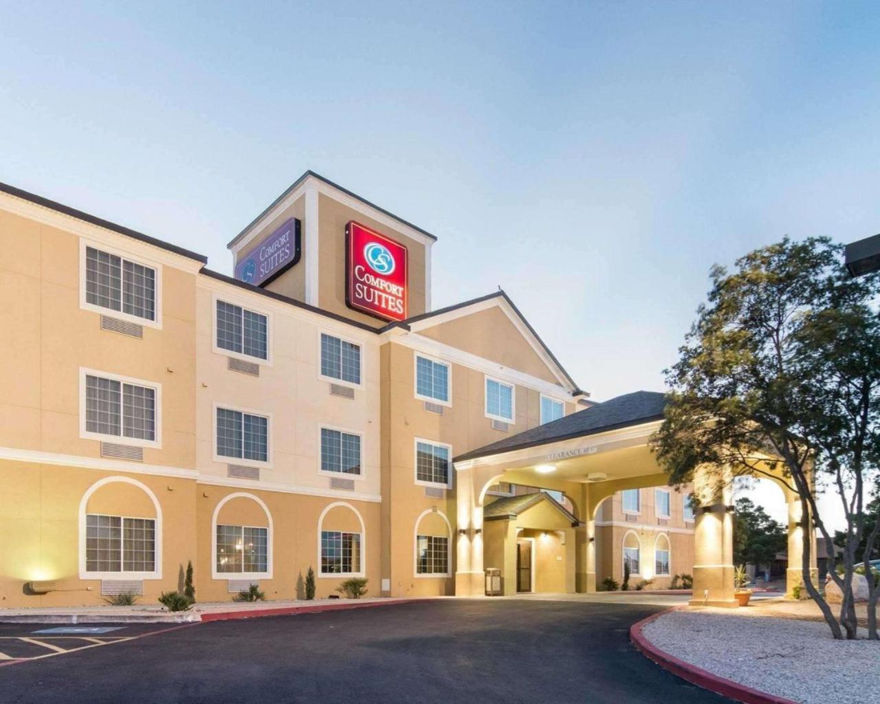 Comfort Suites Odessa Exteriör bild